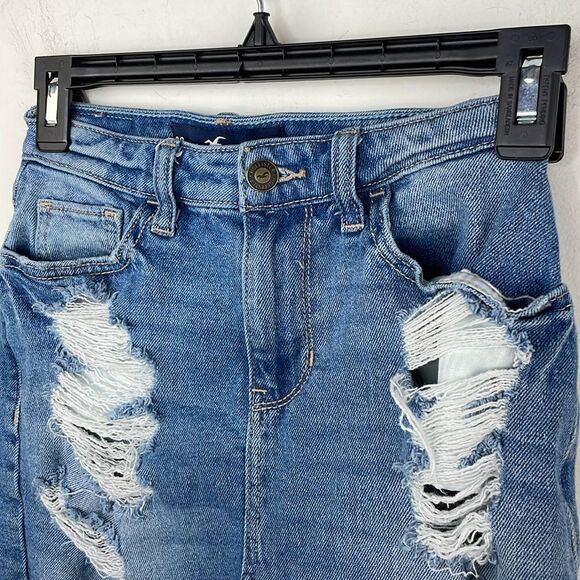 Y2K Hollister Denim Distressed Mini Skirt Jean size 00 - Picture 2 of 11